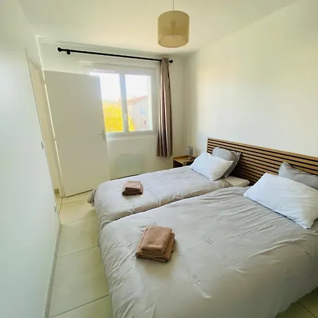 Apartment T4 65m Avec Garage A 10 Min A Pied Du Centre Bourg-les-Valence